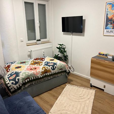 Modernesminizimmer-Stadtnah-Selfcheckin-Parkplatz Núremberg Exterior foto